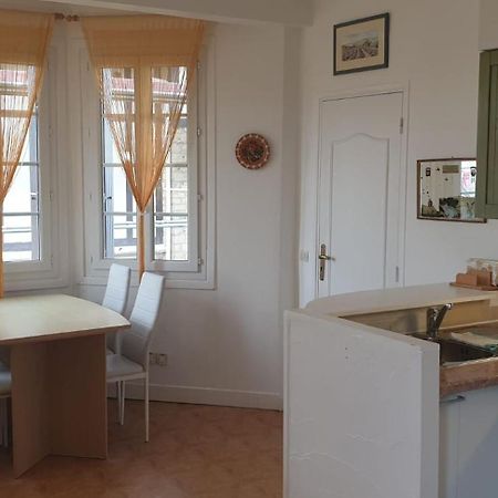 Appartement Front De Mer Vue Mer 3 Personnes + 1 Bebe Hermanville-sur-Mer Exteriör bild